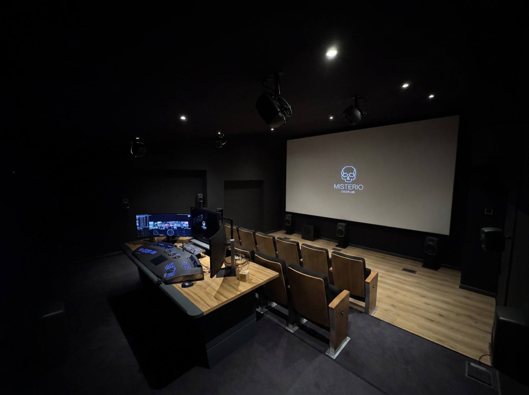 Misterio Color Lab cinema projection and review room